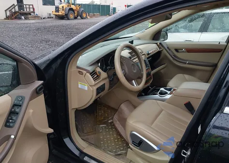 2008 Mercedes-Benz R 350 4Matic from USA, damaged, VIN 4JGCB65E68A075351